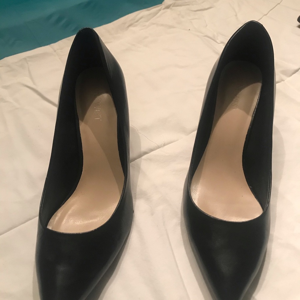 Ladies shoes